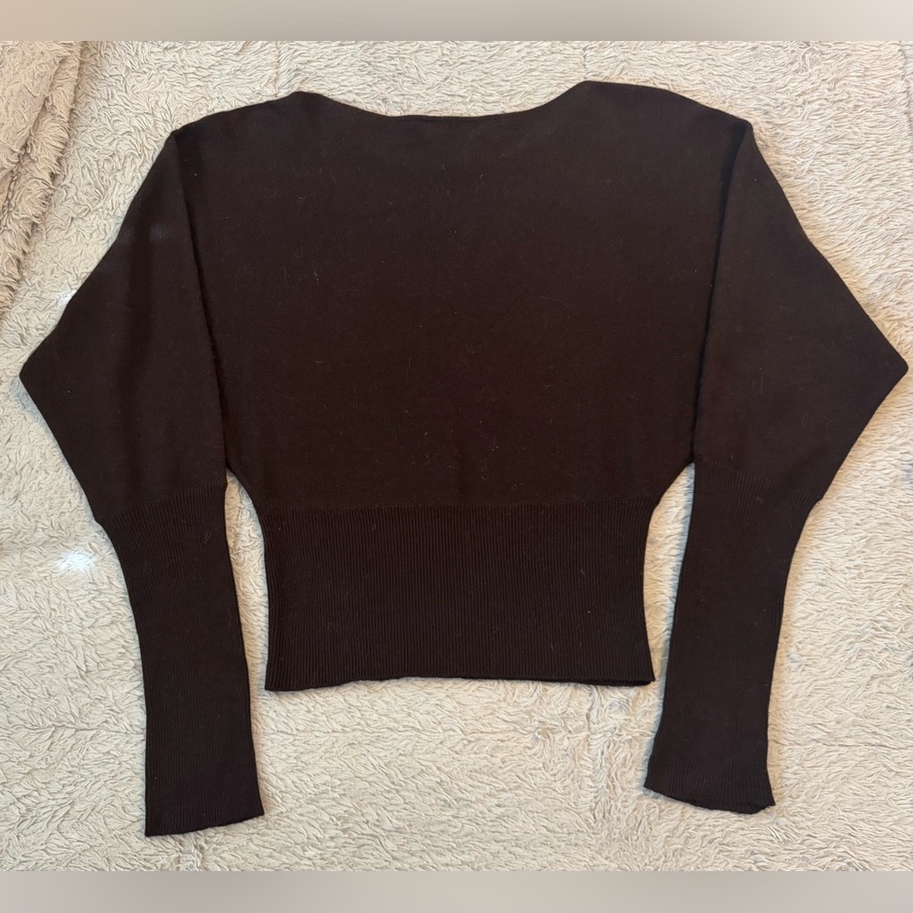 Laundry By Shelli Segal Y2K Brown, Cream Fitted Batwing Cashmere & Silk Sweater - Picture 2 of 14